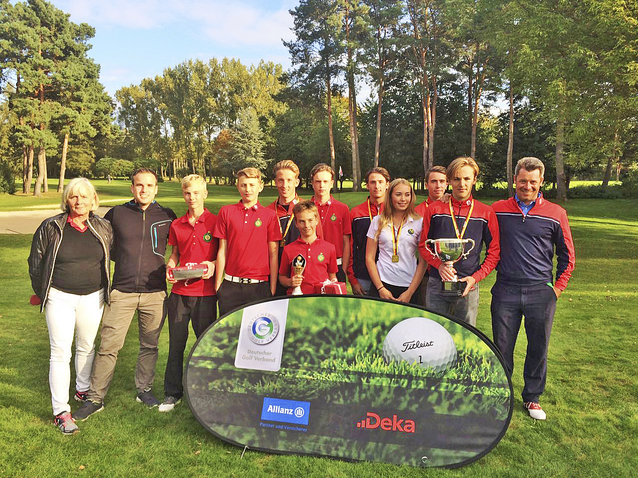 Das ist geballte Golf-Power aus dem Landkreis: die Deutschen Meister vom GAK und dem Gymnasium Hittfeld