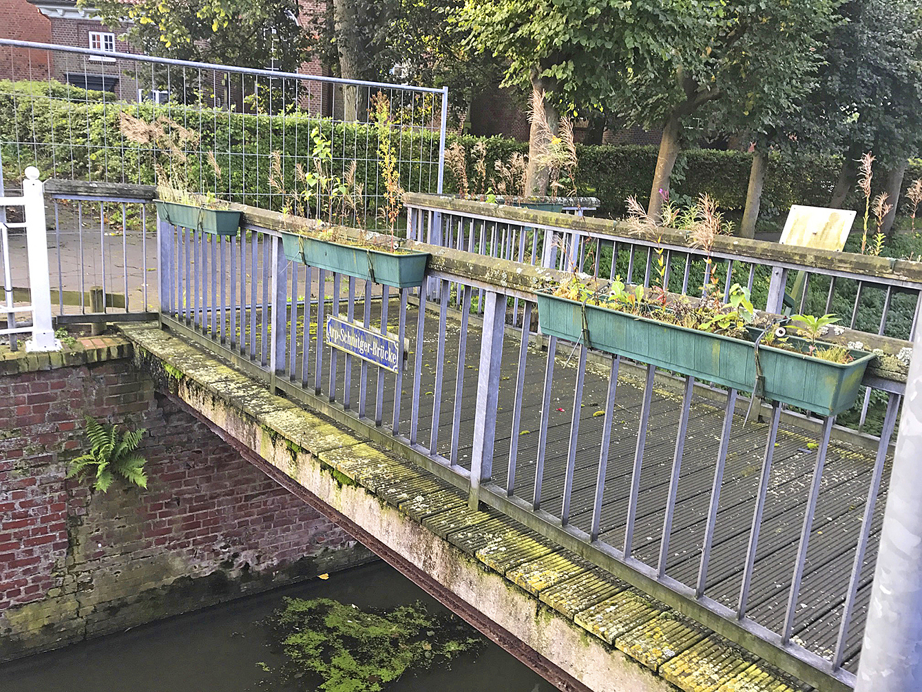 Seit fünf Jahren gesperrt: die Arp-Schnitger-Brücke Fotos: bc