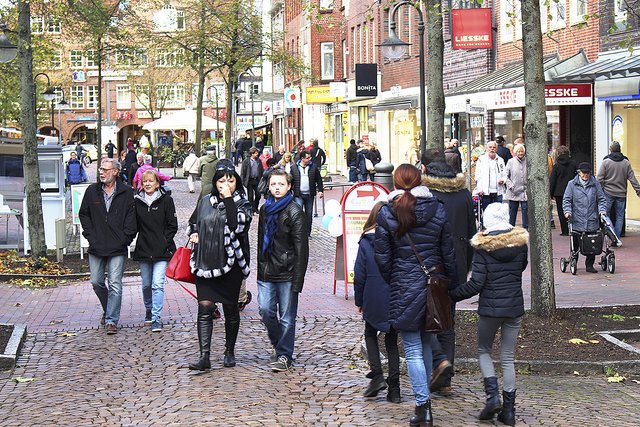 Die Stadt war am Sonntag gut besucht. Zahlreiche Kunden nutzten die Gelegenheit, um gemütlich durch die Straßen zu bummeln