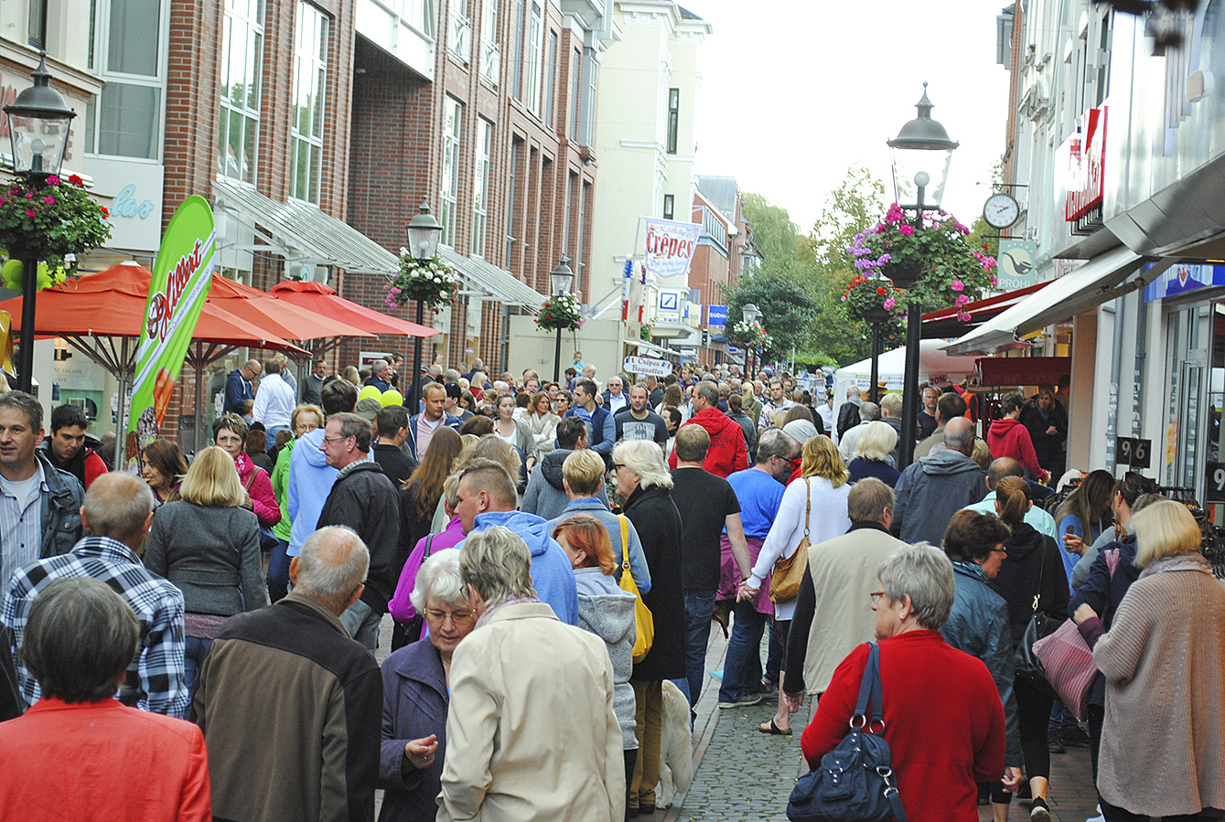 Verkaufsoffene Sonntag sind Publikumsmagneten und stärken Innenstädte und Quartiere