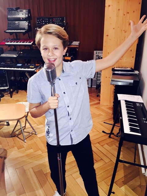 Im Tonstudio in Wien: Michael Heidemann singt "Zeitbanditen" | Foto: Tanja Heidemann
