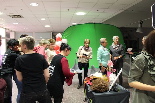 In der Pause standen die Besucher Schlange an der Selfi-Box von Ringfoto Schattke