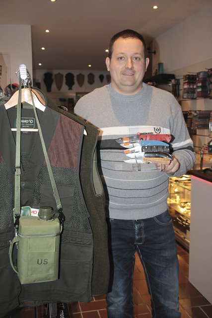 Outdoor-Kleidung und Markenmesser zum Schnäppchenpreis bei Thomas Müller