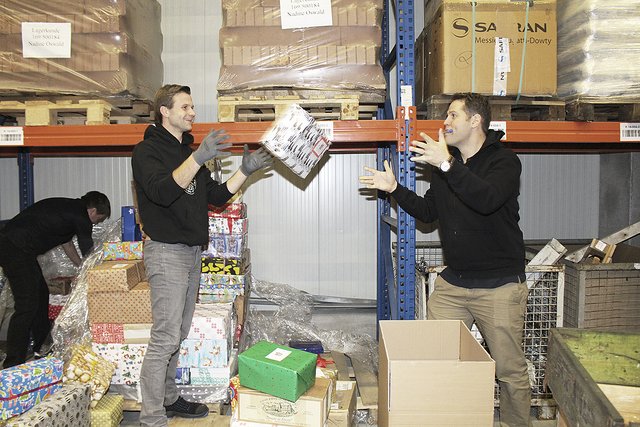 Anpacken für den guten Zweck: Marcel Sack (Jesteburg) und Christian Effinger (Seevetal)