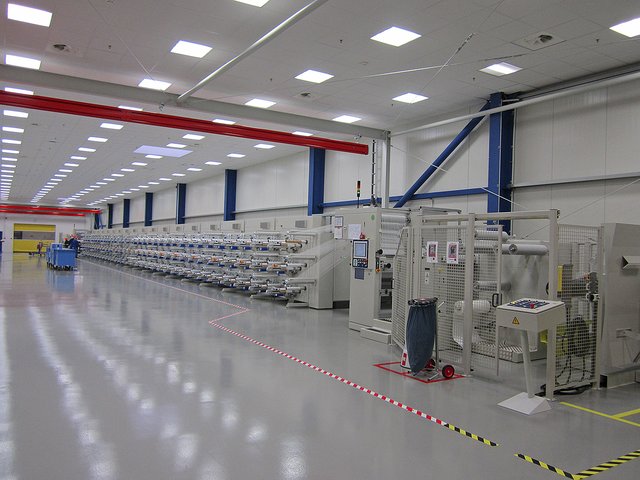 Werkhalle von Web Industries in Stade