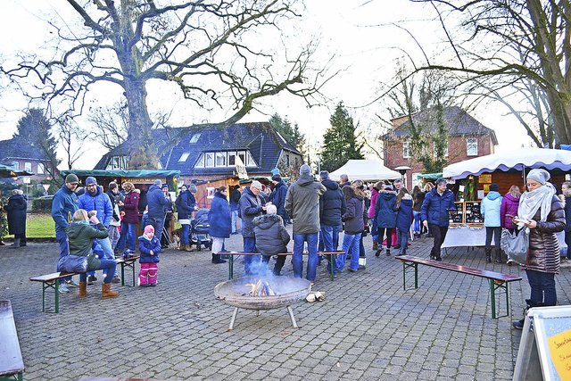 Der Weihnachtsmarkt in Pattensen ist Anlaufpunkt für Jung und Alt