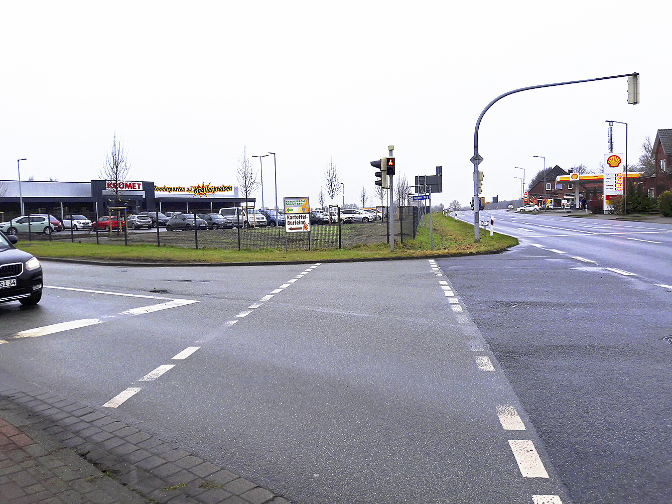 Dieser Überweg führt seit knapp 25 Jahren ins Nichts