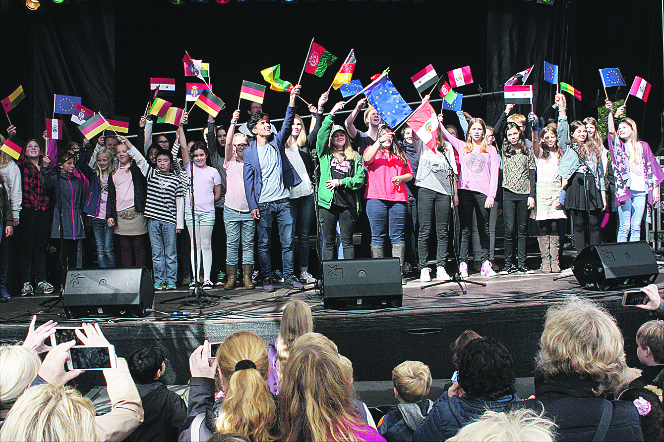 Wichtiges Kultur- und Integrationsprojekt: Der Chor „Vocals for Refugees“ trat im September beim Buchholzer Stadtfest auf