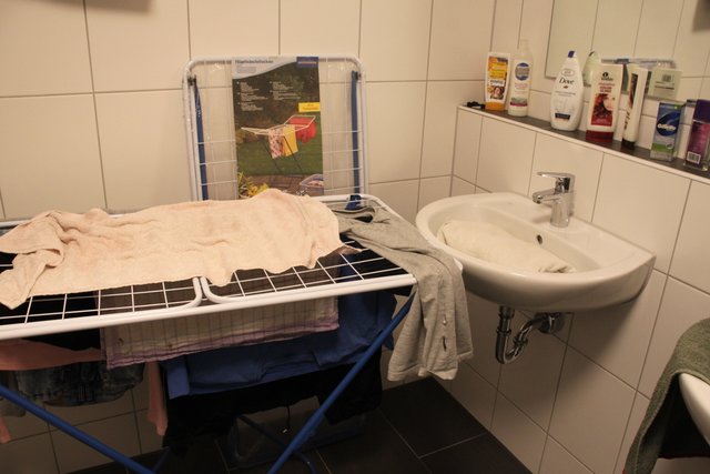Wäschetrockner im Frauen-Bad