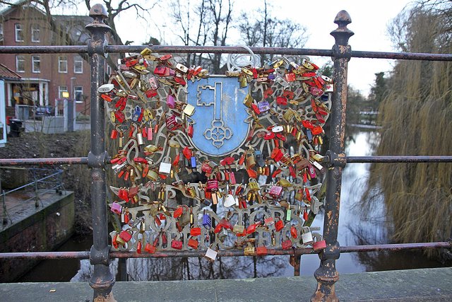 Ebenfalls gut bestückt ist die Hohentorsbrücke in Stade
