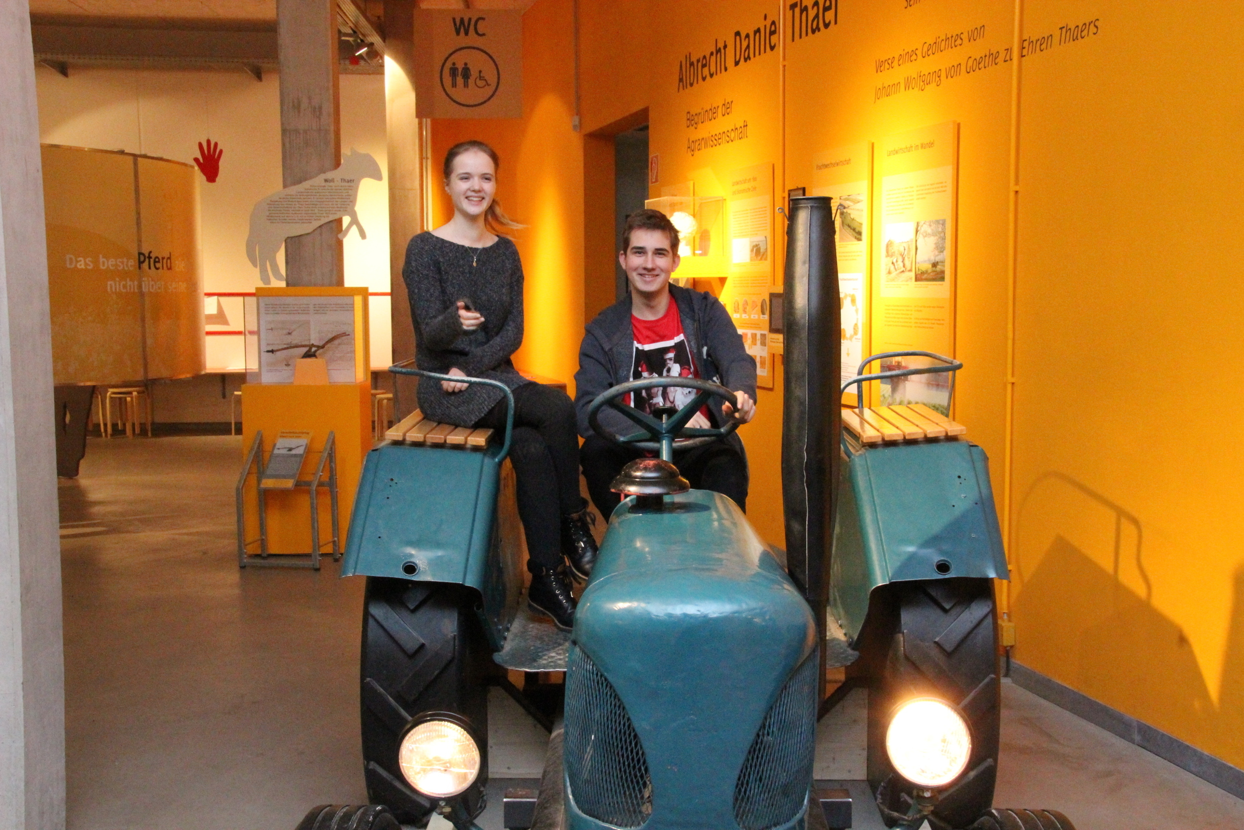Nike Bücker und Ansgar Borchert sind begeistert
von ihrem FSJ im Freilichtmuseum