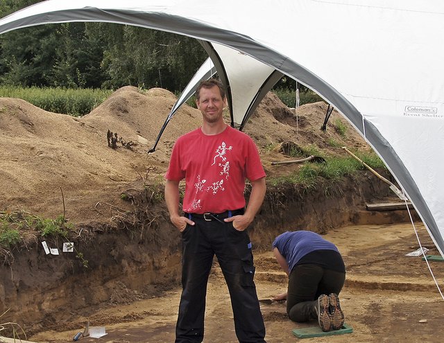 Dr. Jochen Brandt während der Forschungsarbeiten in Elstorf