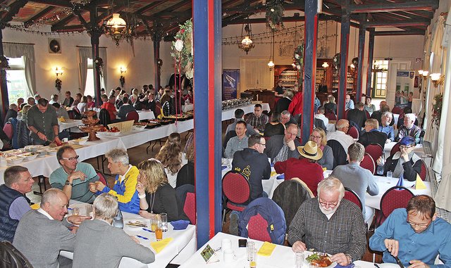 140 Ehrenamtliche kamen zur Feier | Foto: wd