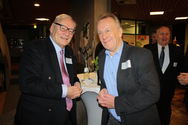 Die AfD-Ratsherren Knut-Michael Wichalski (li.) und Horst Carls