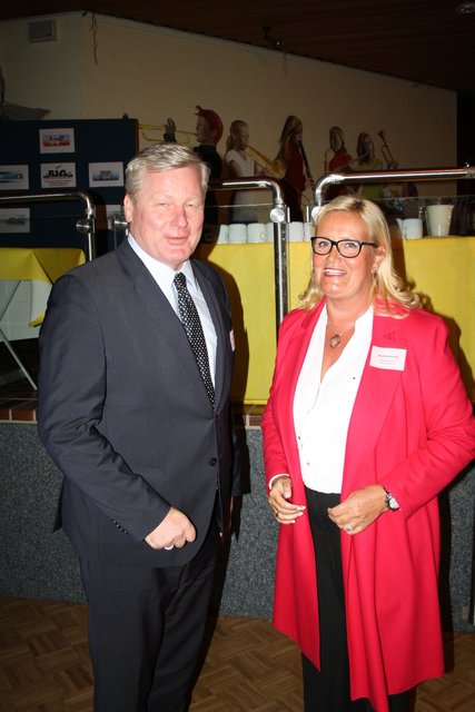 Dr. Bernd Althusmann kam zur Freude von Martina Oertzen extra aus Hannover, um beim Neujahrsempfang in seinem Heimat-Wahlkreis dabei zu sein