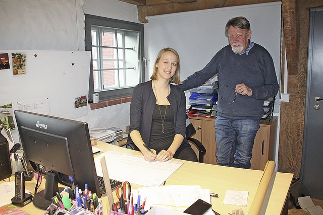 Kulturmanagerin Lotta Klein und Fördervereins-Chef Jörg Petersen im Büro des Kornspiechers am Hafen