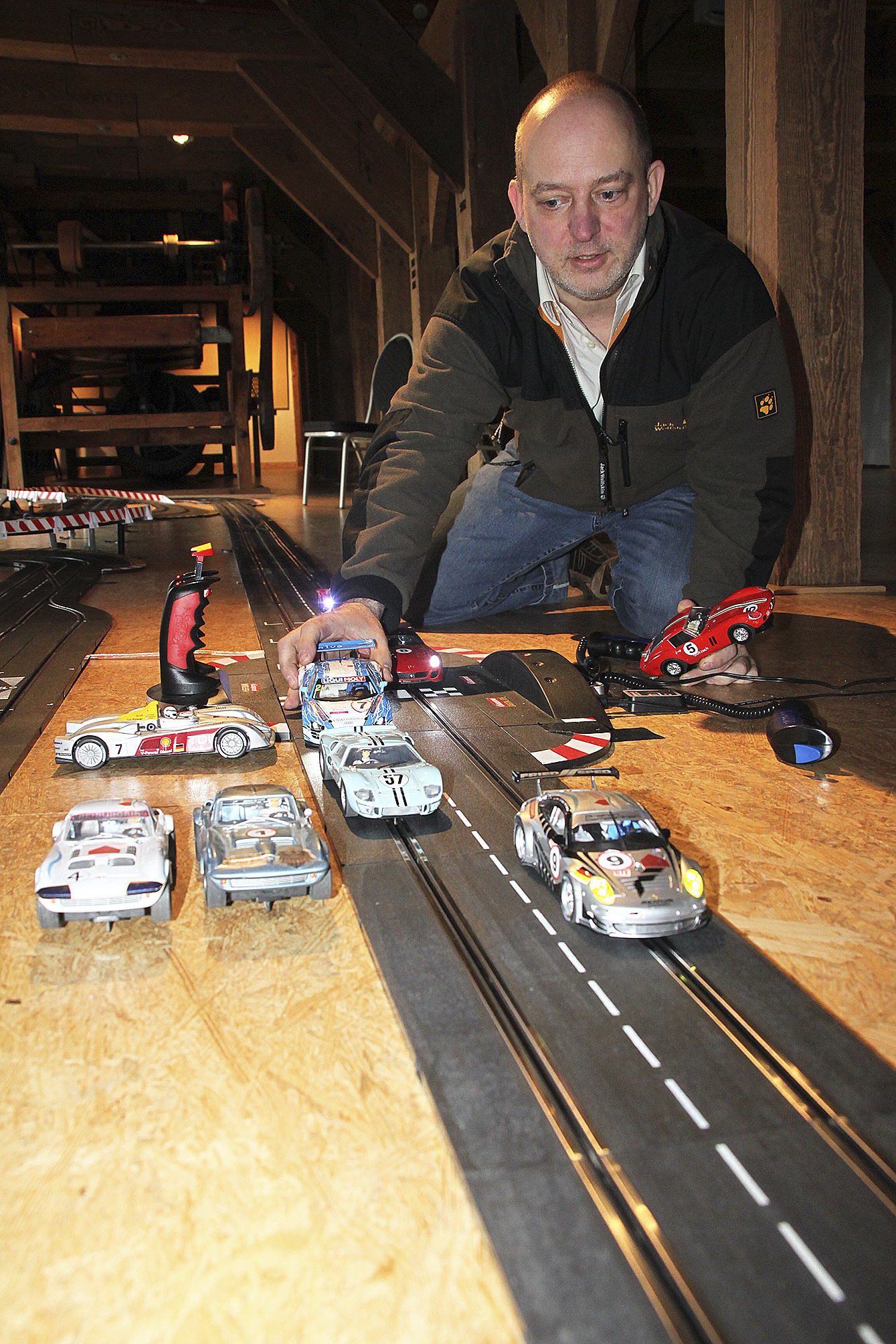 Carrera-Enthusiast Boris Ksoll bringt Rennflitzer an den Start