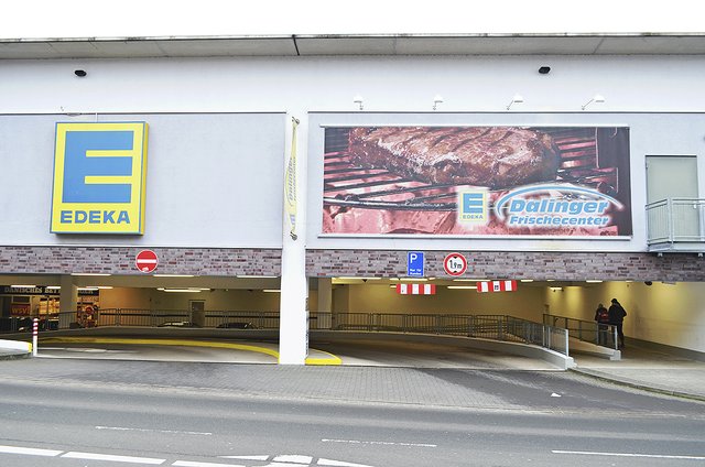 Die Einfahrt zur Tiefgarage
