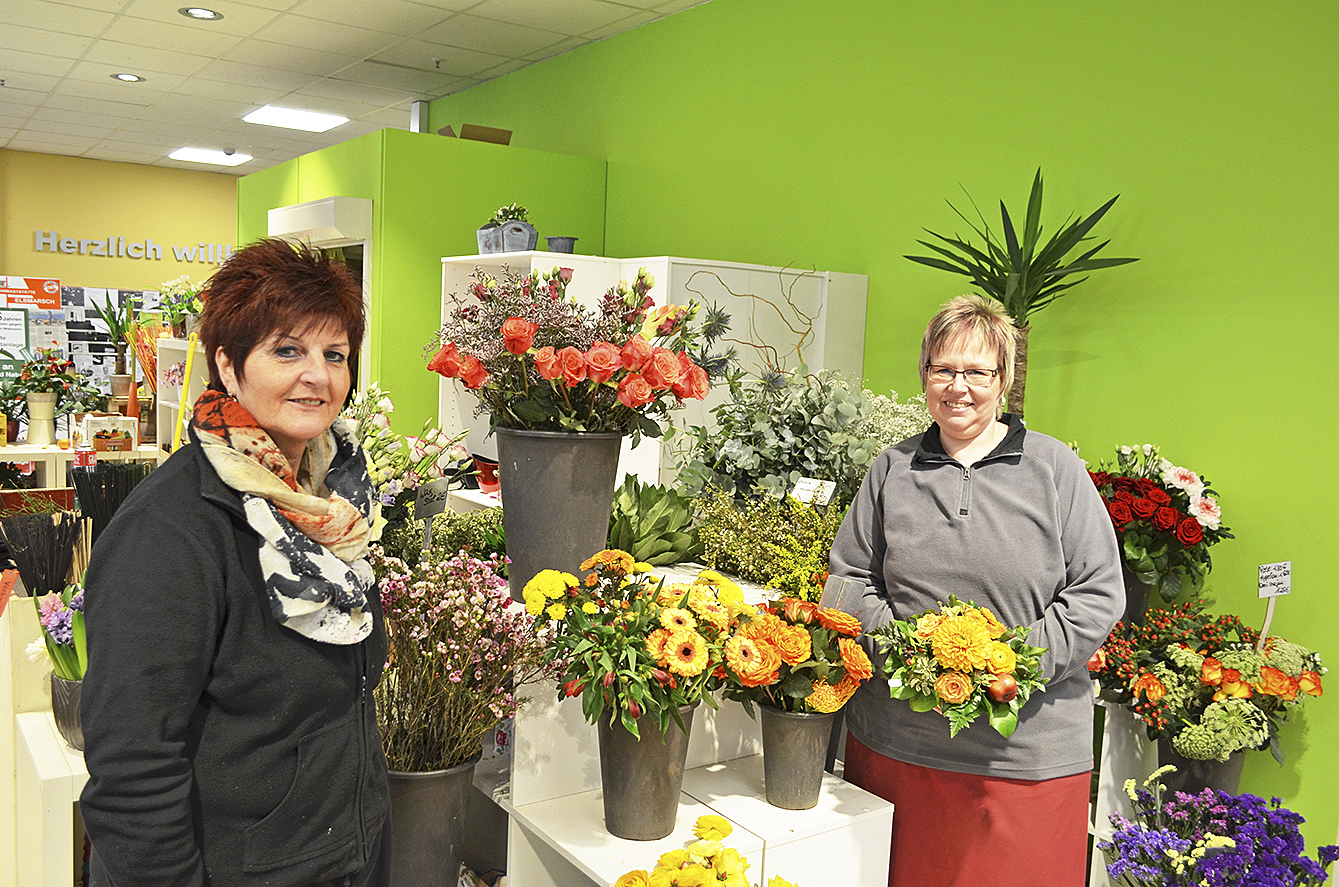 Bettina Klatte (li.) und Helga Meinecke sind bei "Blumen Ritter" tätig
