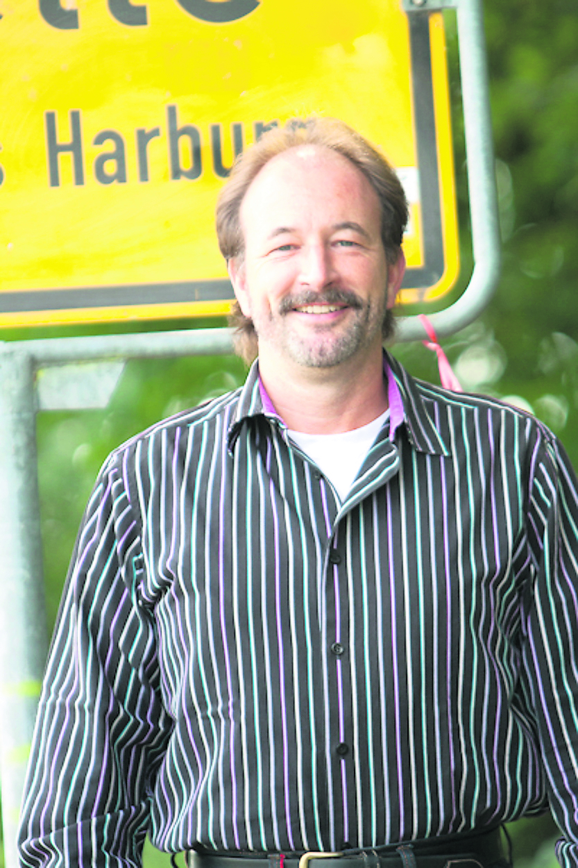 Informierte: Bürgermeister Robert Isernhagen