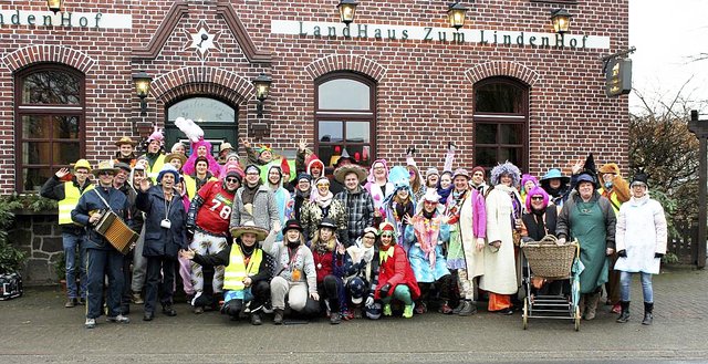Traditionell wird am Samstag geschnorrt