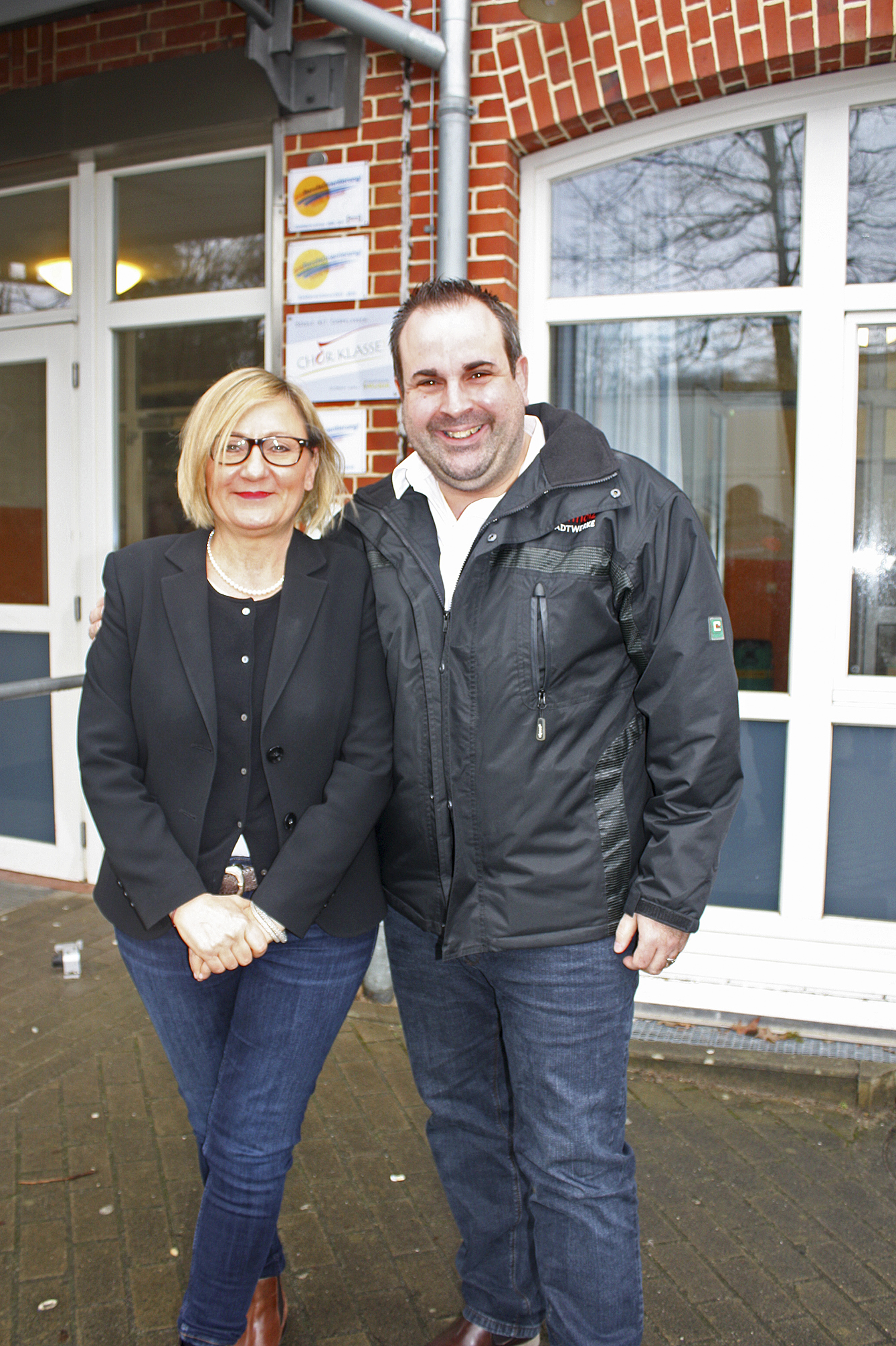 Werben für den Zukunftstag: Schulleiterin Kirsten Fuhrmann und Jan Bauer vom Verein Stadtmarketing