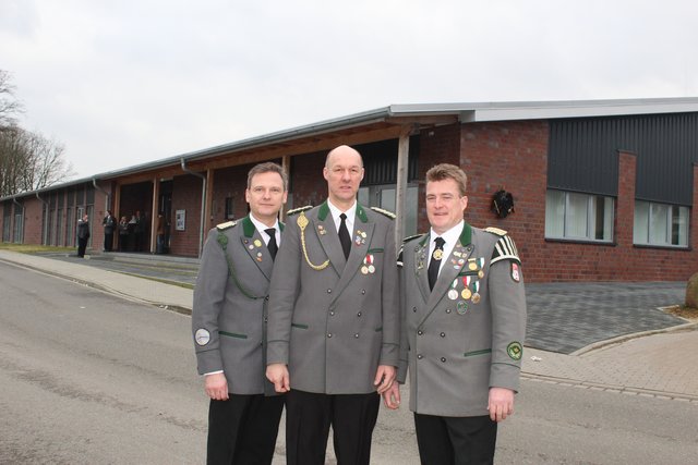 Der Vereinsvorstand (v.li.): Norbert Viedt, Torsten Lange und Sven Hatesuer