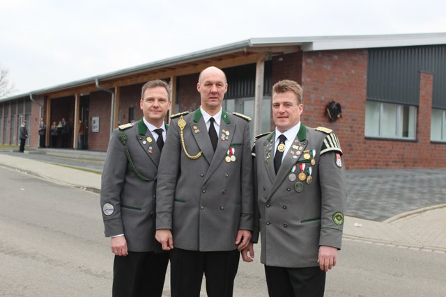 Der Vereinsvorstand (v.li.): Norbert Viedt, Torsten Lange und Sven Hatesuer