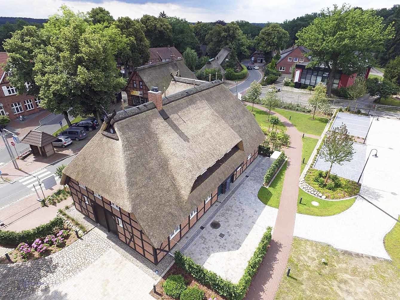 Ein echter Hingucker: Das komplett restaurierte "Försters Hus" im Herzen Jesteburgs