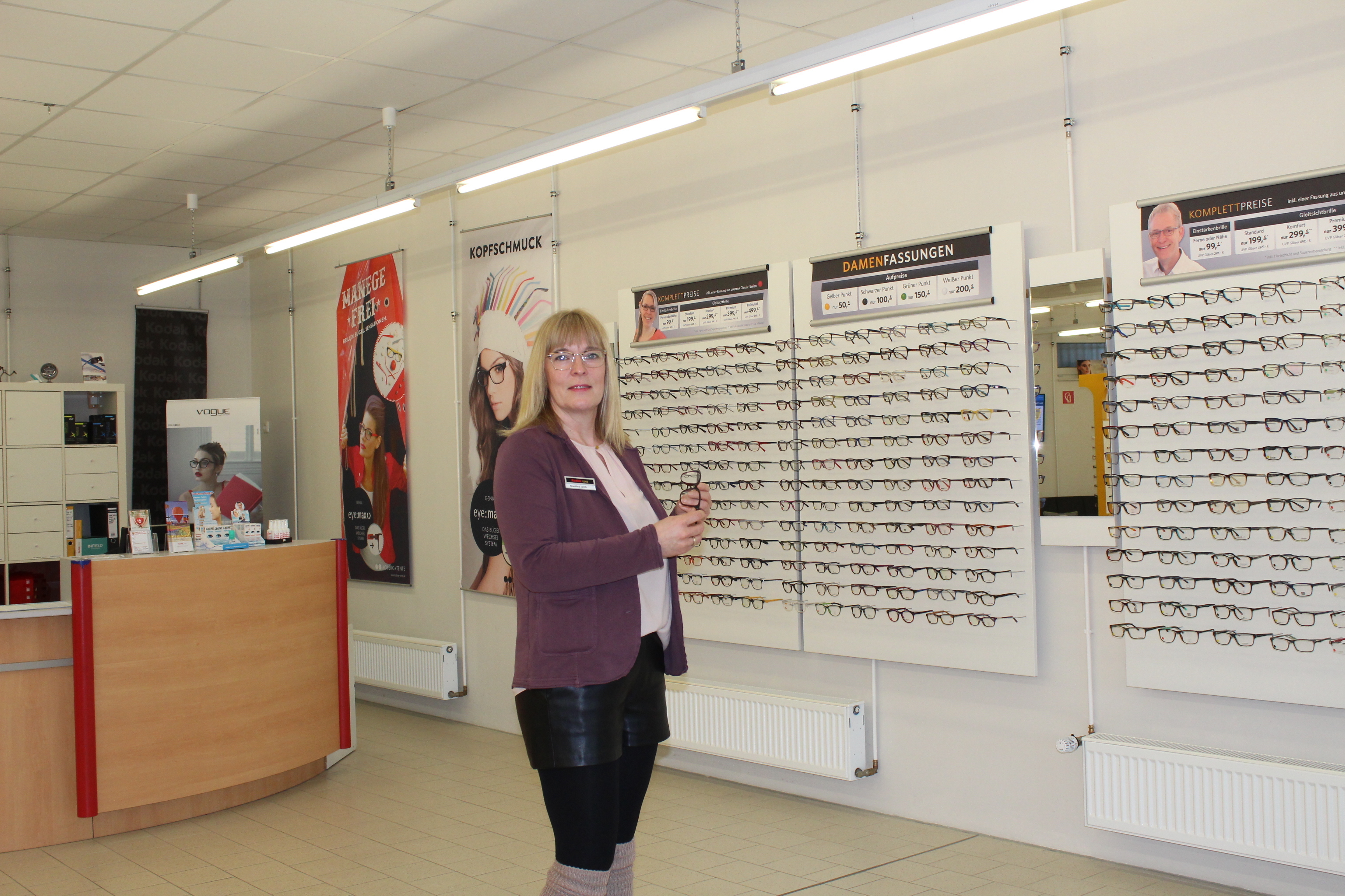Bei Fragen rund ums gute Sehen: Augenoptikerin Martina Jarck ist eine der Ansprechpartnerinnen bei Kodac Lens