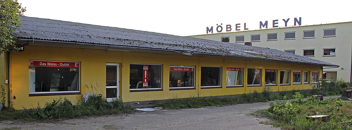Rückt in greifbare Nähe: Auf dem Ex-Möbel-Meyn-Gelände an der Matthias-Claudius-Straße in Neu Wulmstorf soll der neue Famila-Markt gebaut werden