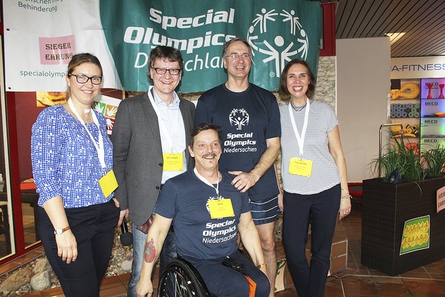 Organisatoren und Vertreter der Spethmann Stiftung: 
Hans-Werner Süß (vorn) sowie (hinten, v. li.) Susann Hartwig, Stephan Gilbert, Martin Ihlius und Sabine Domke