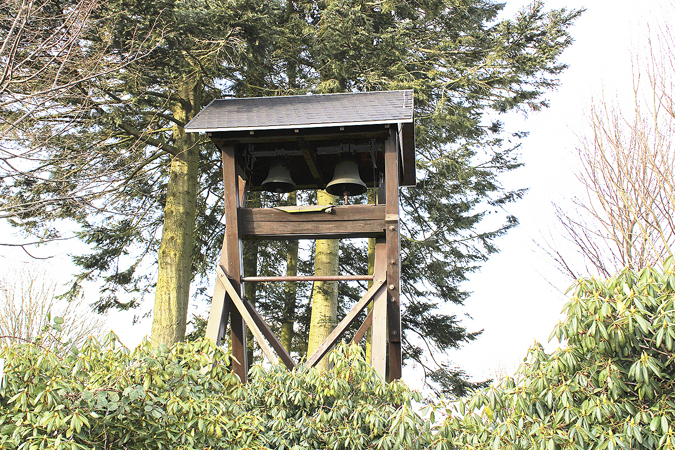 Der Glockenturm in Dollern ist marode und soll abgebaut werden. Ersetzt wird er nicht Fotos: lt