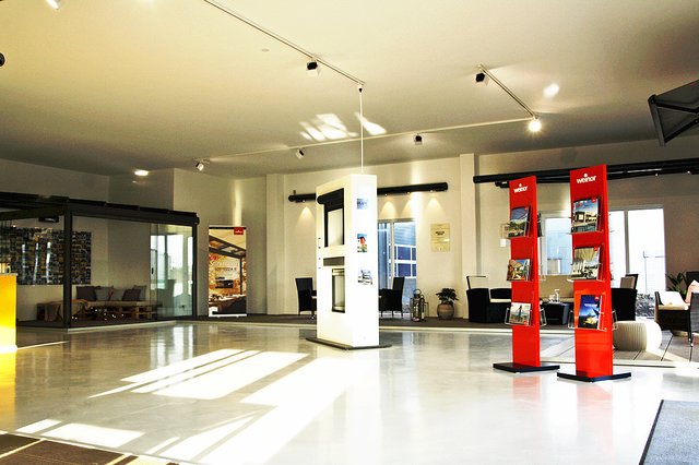 Der neue Ausstellungsraum ist großzügig gestaltet | Foto: Firma