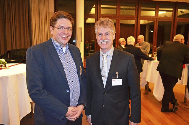 Carsten Matthies (li., Bellandris Gartencenter Matthies) und Detlev Dose (STS - Seevetaler Transport Service GmbH)