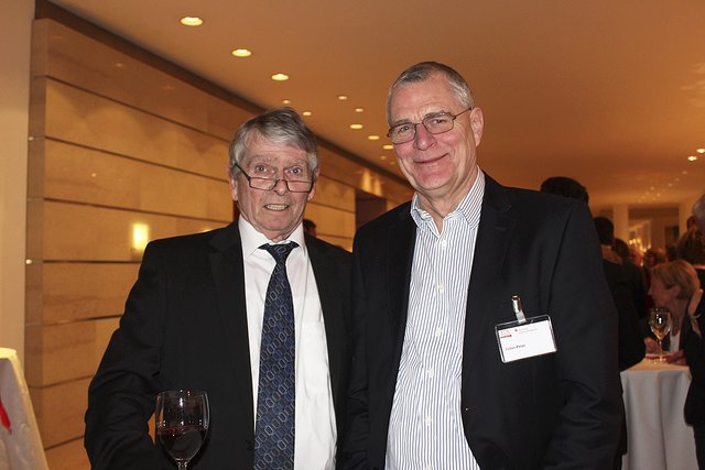 WOCHENBLATT-Verleger Martin Schrader mit BSV-Geschäftsführer Peter Prior