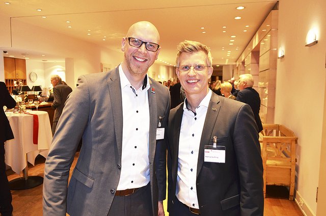 Carsten Schulz (li.) und Mathias Süchting (Autohaus S+K)