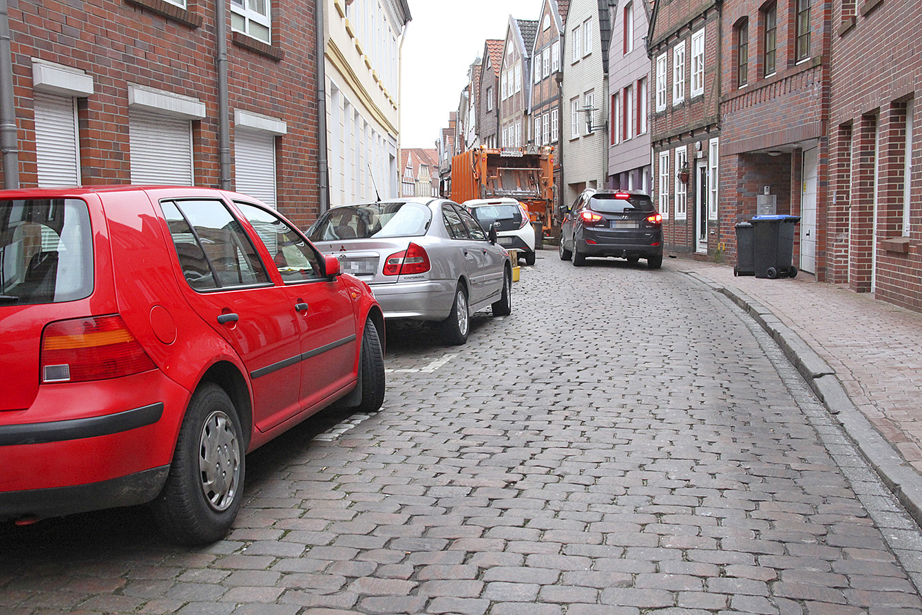 Verkehrsbrennpunkt: die enge Bungenstraße