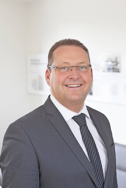 Stadtwerkechef
Stefan Babis