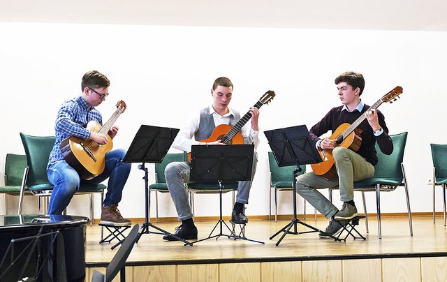 Das Gitarrentrio der Musikschule Winsen erspielte sich den zweite Platz