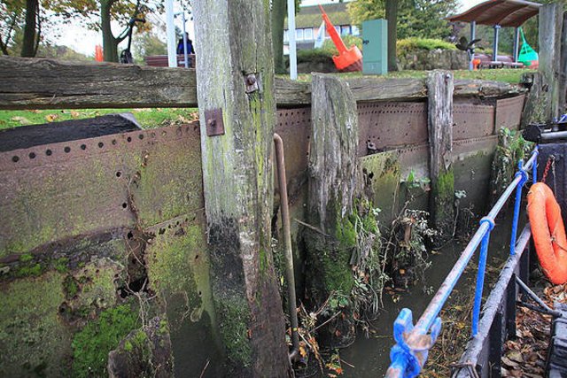 Die marode Spundwand ist Geschichte