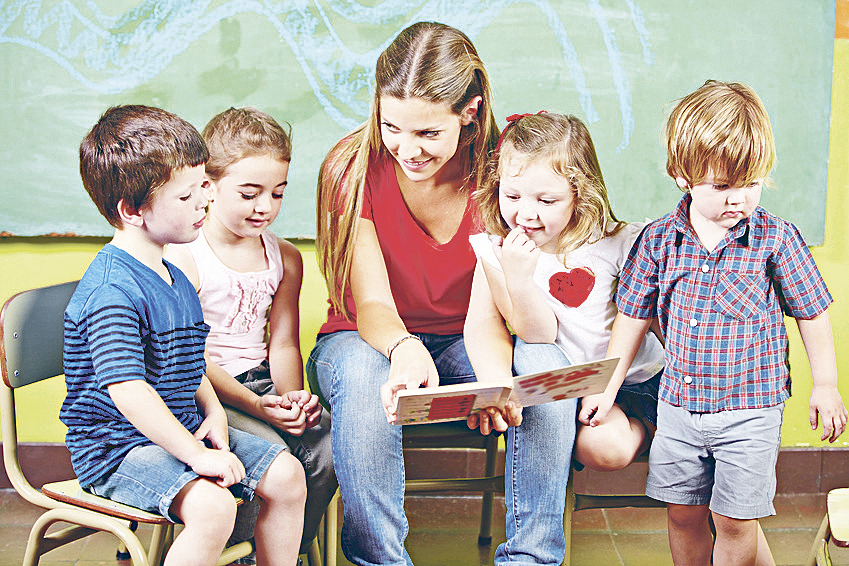 Kitas leisten einen wertvollen Beitrag zur frühkindlichen Bildung. Wer dafür die Kosten trägt, darüber wird oft heftig gestritten