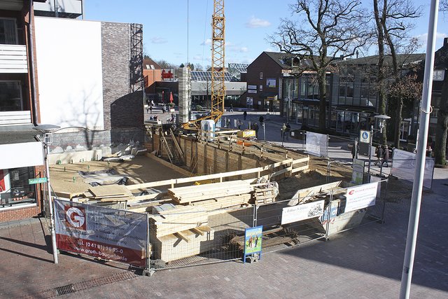 Die Baustelle an der Ecke Poststraße/Peets Hoff