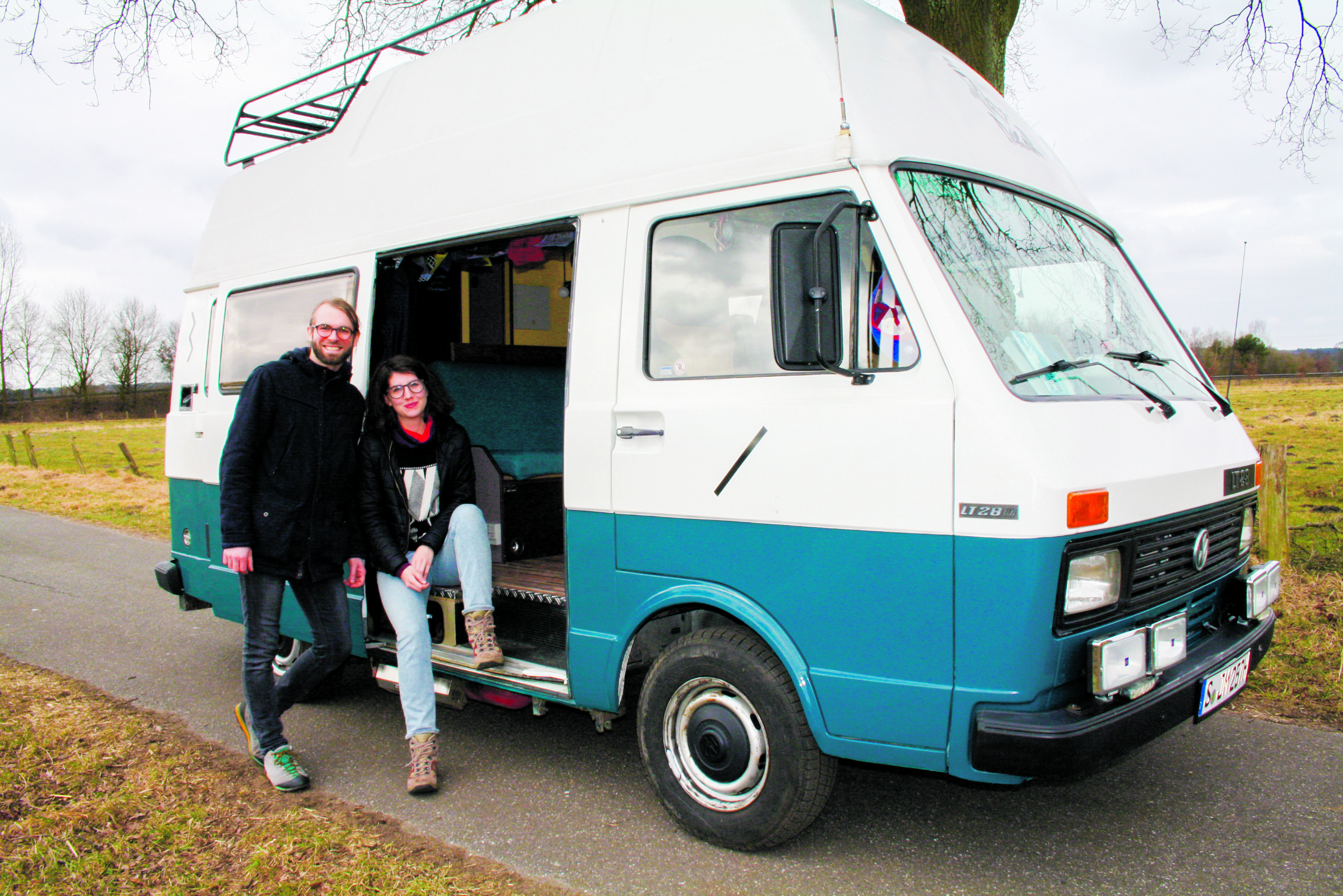 Jana Evers und Mark Schulze touren mit ihrem VW-Bus durch Europa