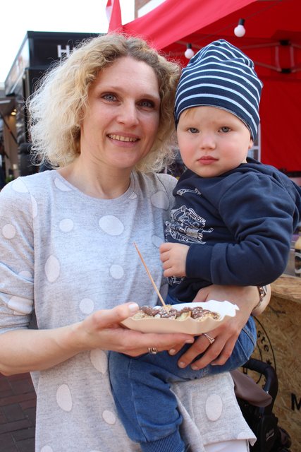 Stefanie Frentrup besuchte mit Sohn Elias den verkaufsoffenen Sonntag