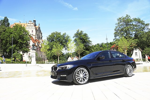 Mit  optimalen Felgen ist das Fahrzeug repräsentativ | Foto: Breyton