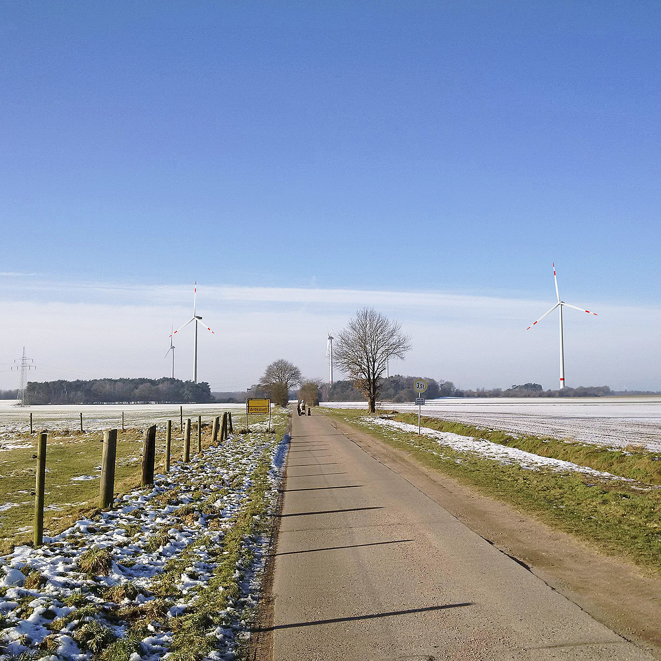 Eine Fotomontage zeigt, wie der Windpark Ardestorf nach der Realisierung aussehen wird