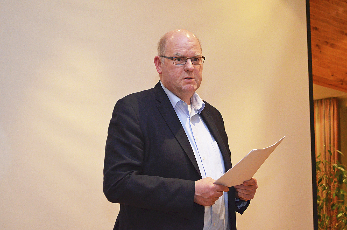 Joachim Czychy, Obermeister der Innung des Kraftfahrzeughandwerks des Kreises Harburg