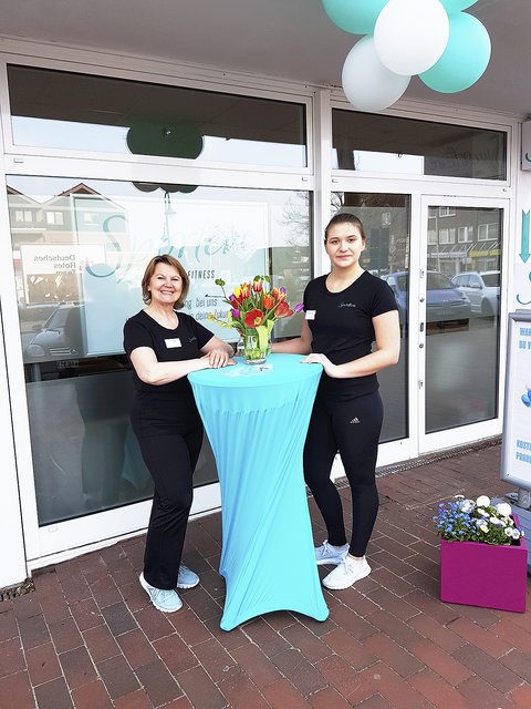 Alicja Glinka (l.) und Marilisa Mundt  laden alle Frauen, die etwas für sich tun möchten, zur Frühlingsaktion ein Foto: J. Heinßen