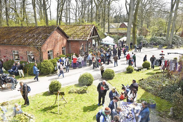 Das Spargelfest ist ein beliebter Treffpunkt in der Region